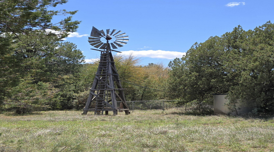 Windmill & Strg Tank