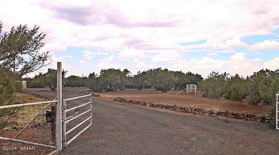 001_Front gate