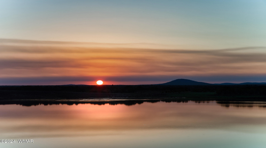 zphoto lil mormon lake sunrise show low_