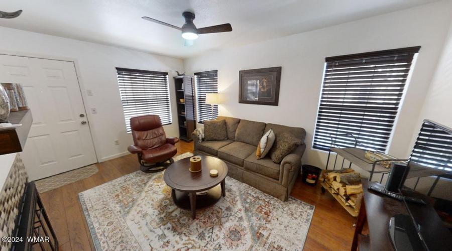 PineCreek_condo_223-Living-Room 3