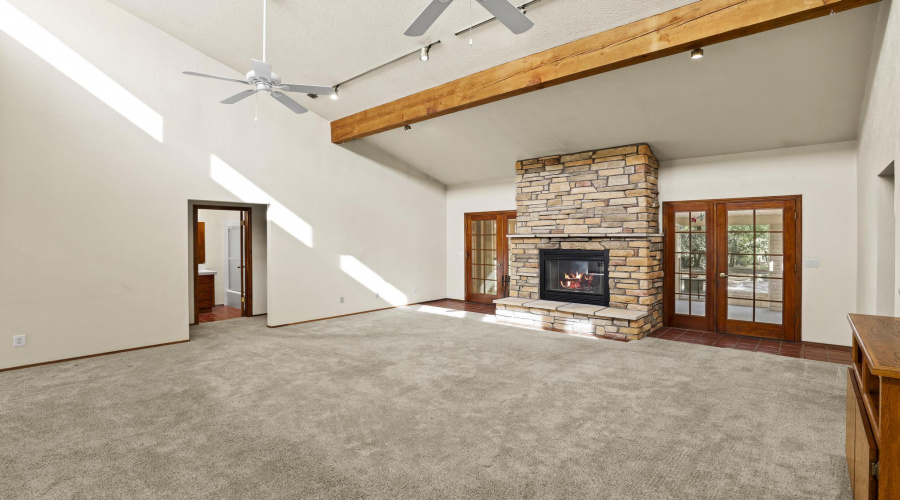 Great Room with Vaulted Ceilings