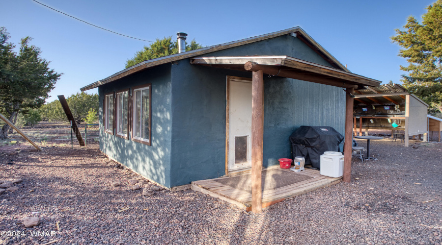 Possible Man Cave/She Shed