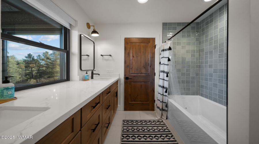 Tub / Shower In Upstairs Bathroom