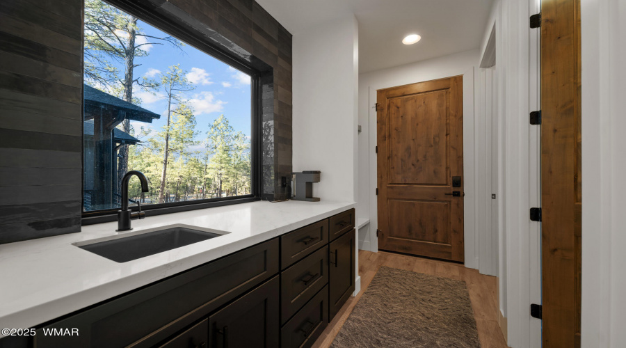 Wet Bar With Cabinetry