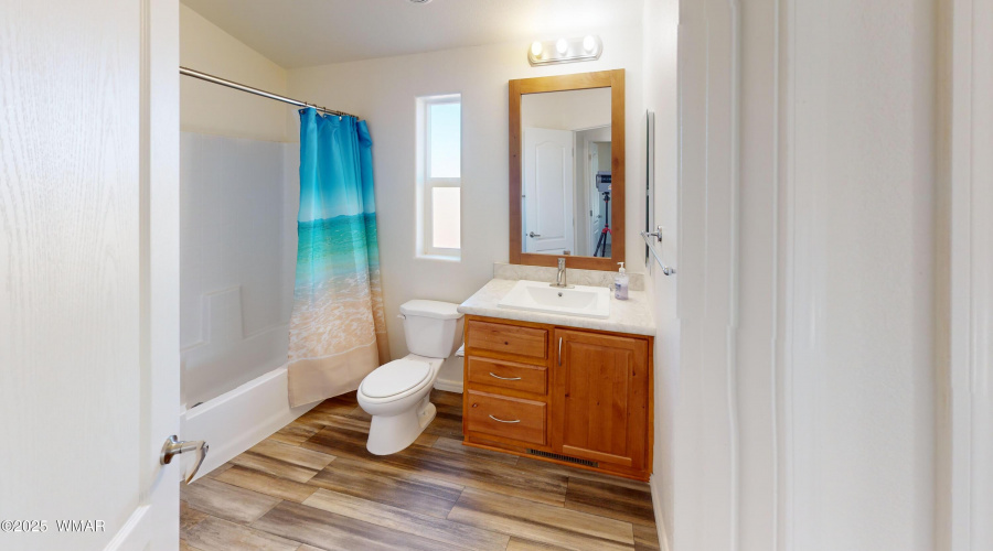 Main House Guest Bathroom