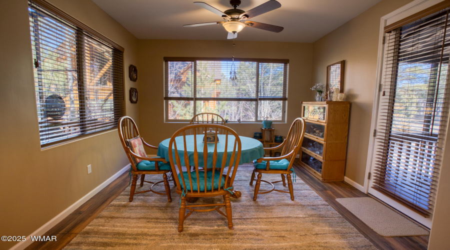 Dining nook