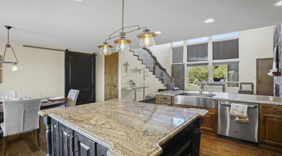 Kitchen-Living Room