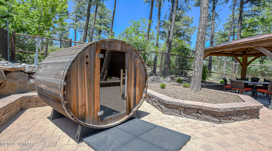 4 Person Sauna