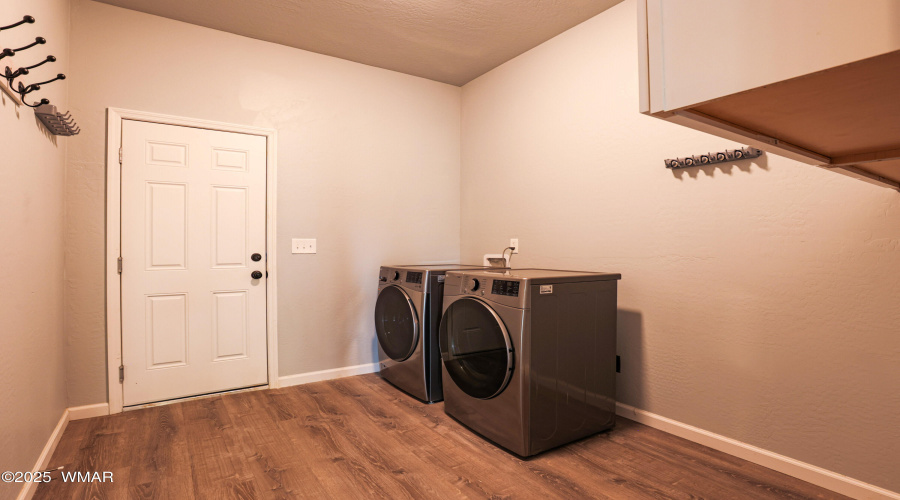 Laundry/Mudroom