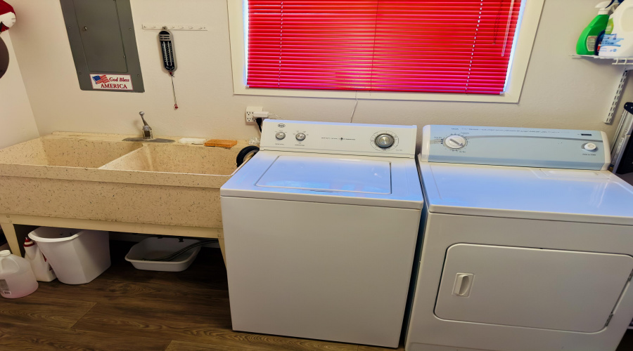 LAUNDRY ROOM MAIN LEVEL