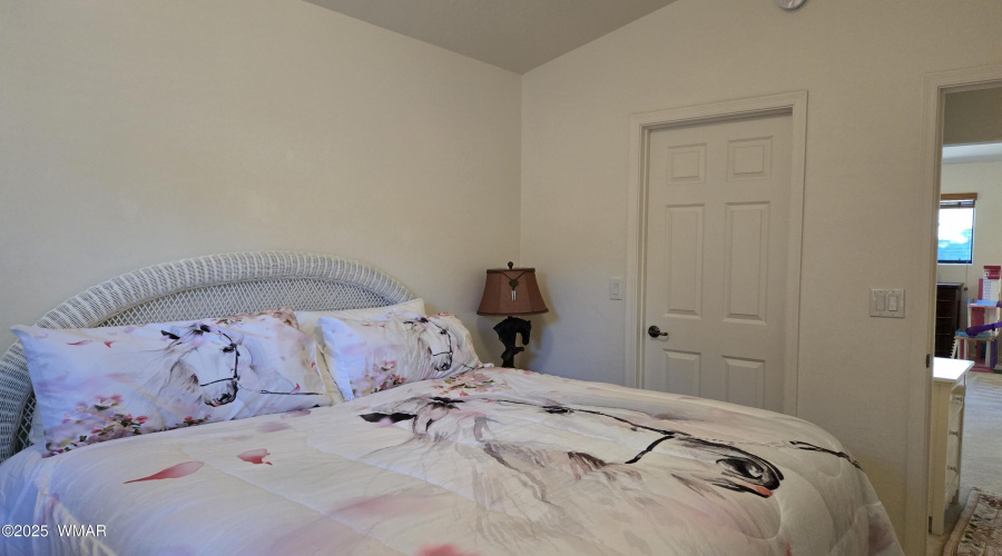 GUEST BED 4