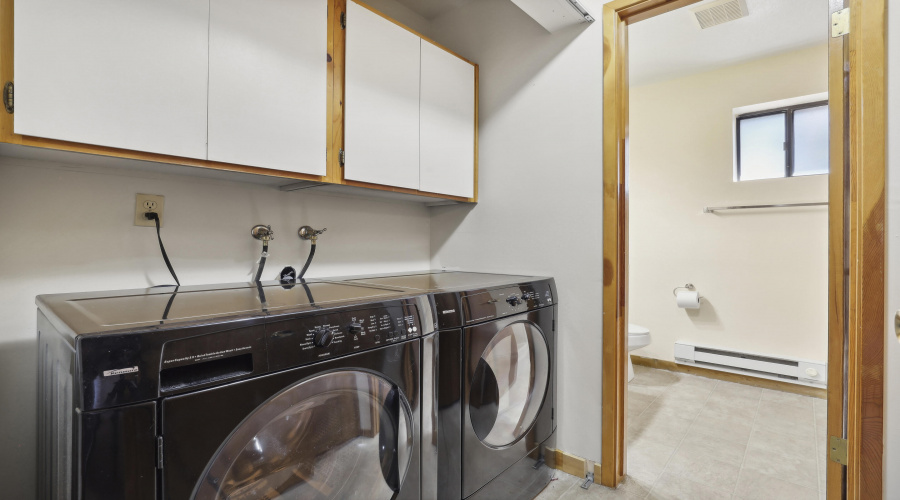 Laundry with Washer & Dryer