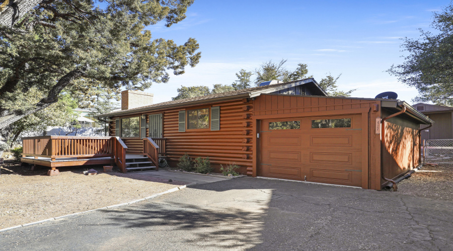 Front Cabin-Garage