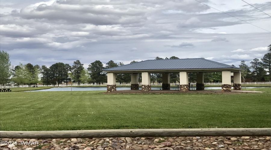 PICNIC AREA AT THE PARK