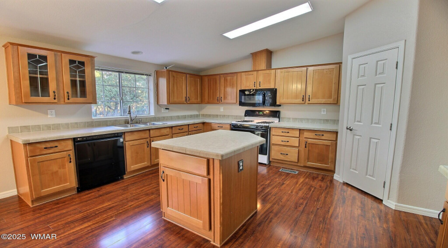 Kitchen with Island