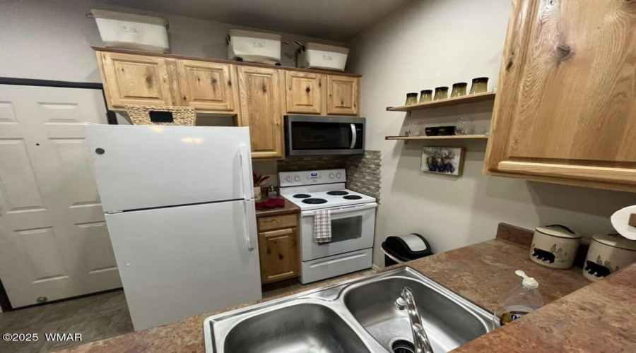 KITCHEN WHEN RENTERS MOVE OUT