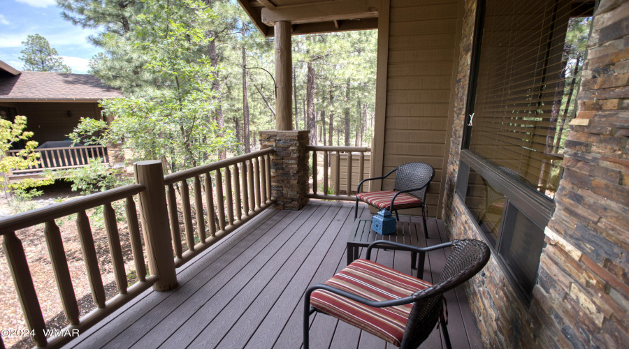 003_Front Patio