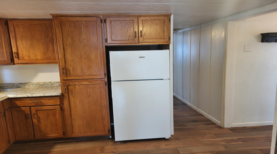 90 Kitchen Fridge