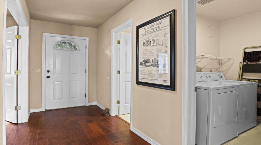 Foyer & Laundry Room