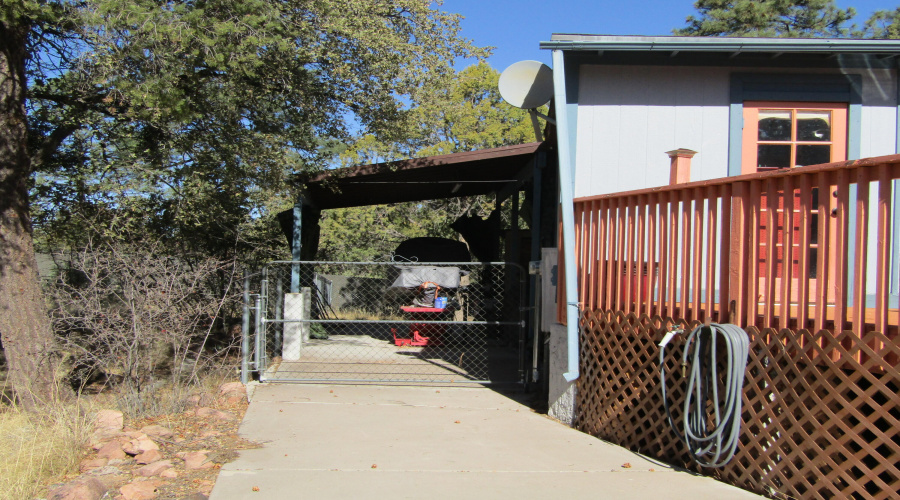 Carport 1