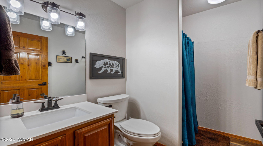 BATHROOM 3