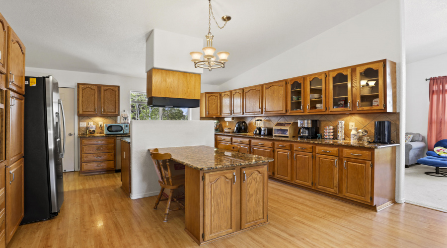 Kitche w Desk