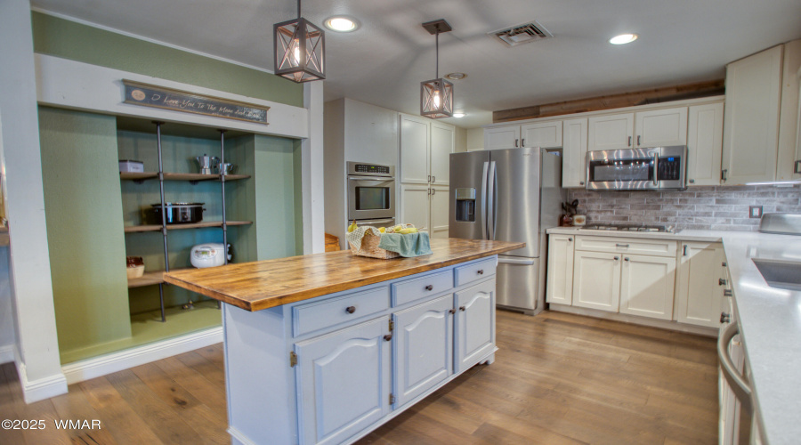 Kitchen with Island