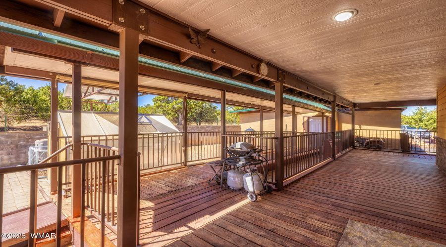 33-web-or-mls-photo (33) 26 CR3039 Conch