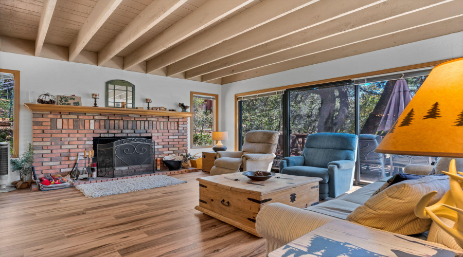 9-web-or-mls-TimberCreekImagery-10