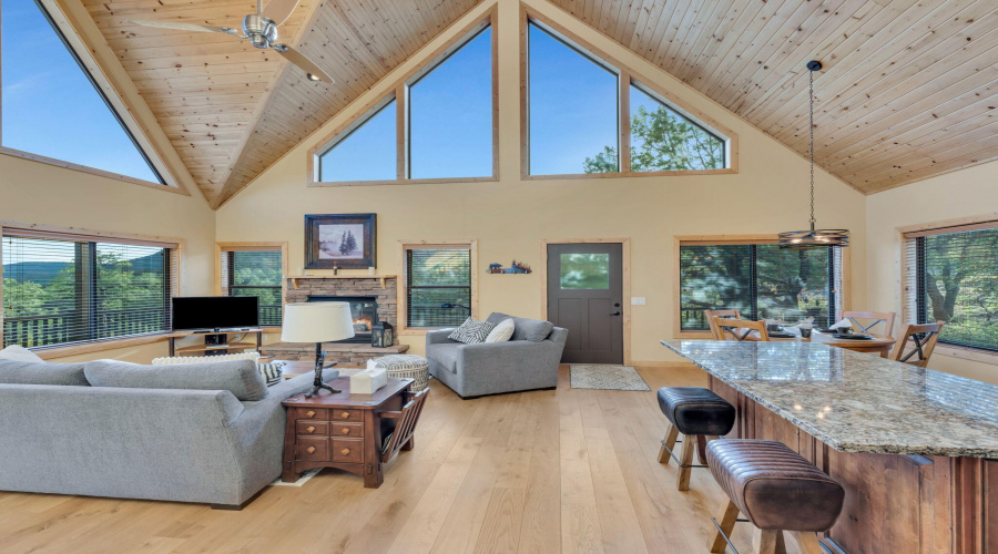 34-web-or-mls-TimberCreekImagery-71