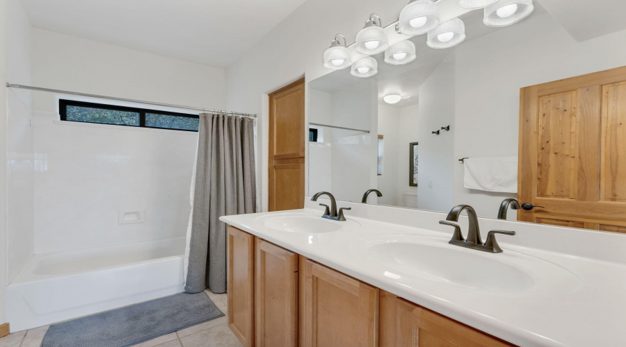 39-web-or-mls-TimberCreekImagery-49