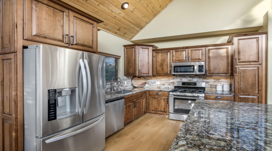 29-web-or-mls-TimberCreekImagery-65