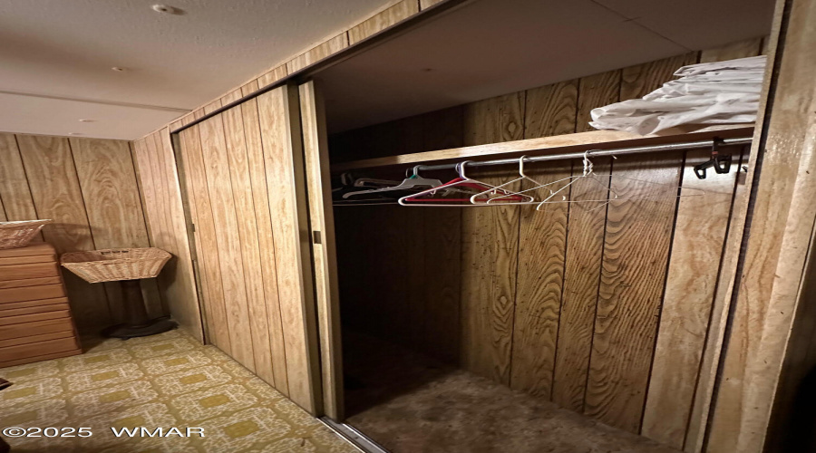 Summer Haven Bed 1 closet