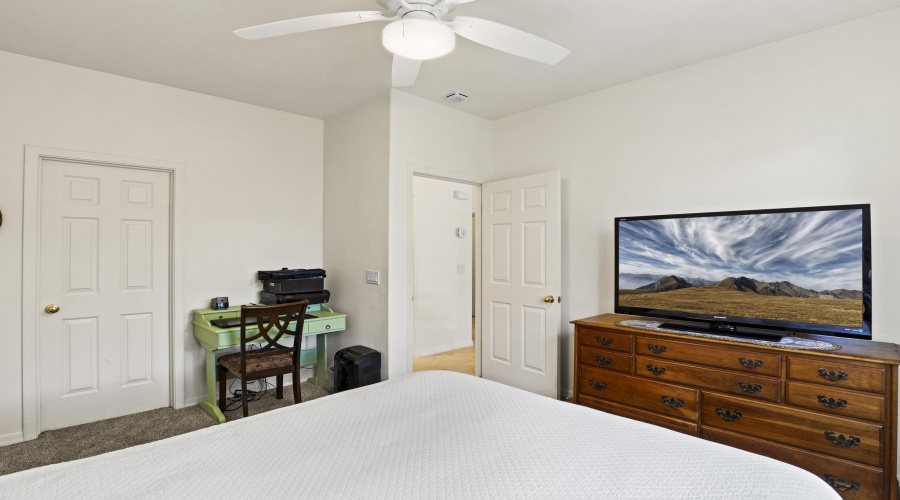 Second bedroom