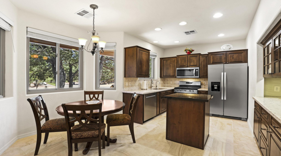 Upgraded cabinets and quartz countertops