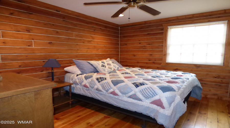 Guest Cabin (1)