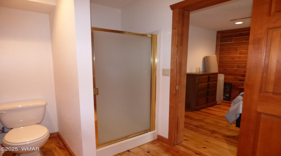 Guest Cabin (7)