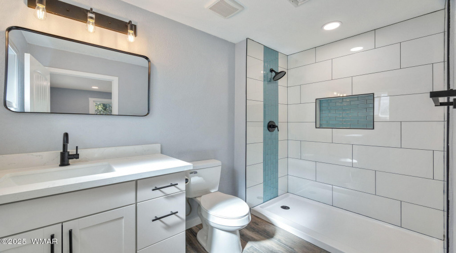 Ensuite bath