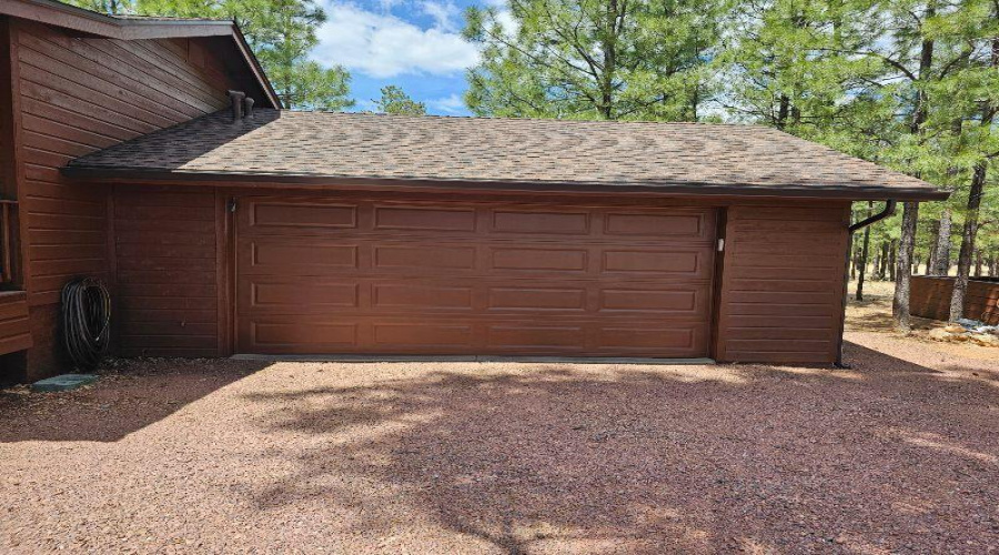 Attached Garage