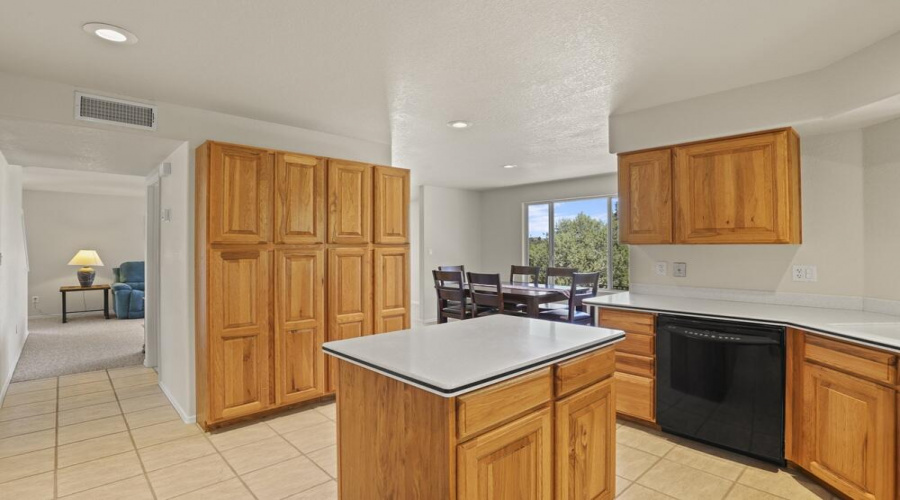 Kitchen (3)