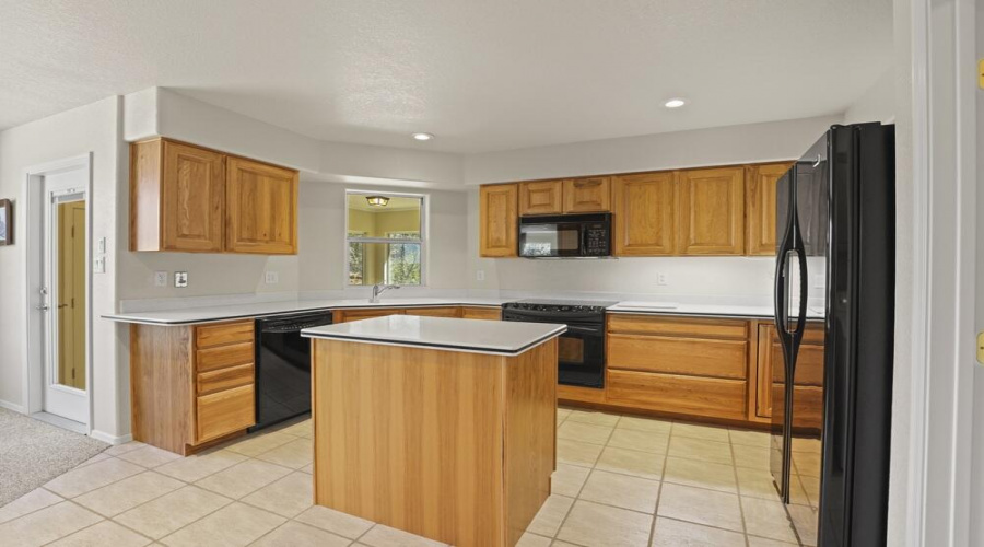 Kitchen (1)