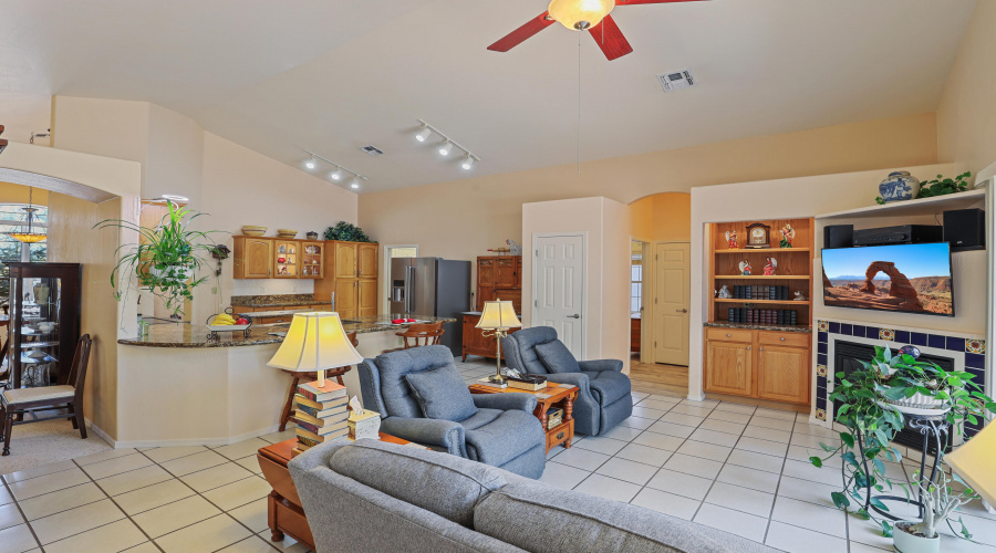 Living Room (2)