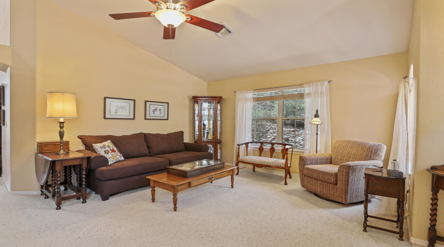Family Room (3)