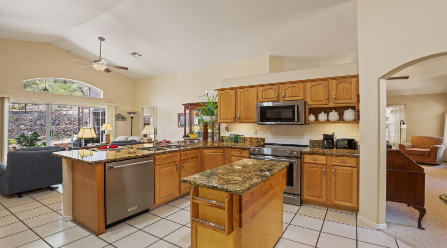 Kitchen (3)