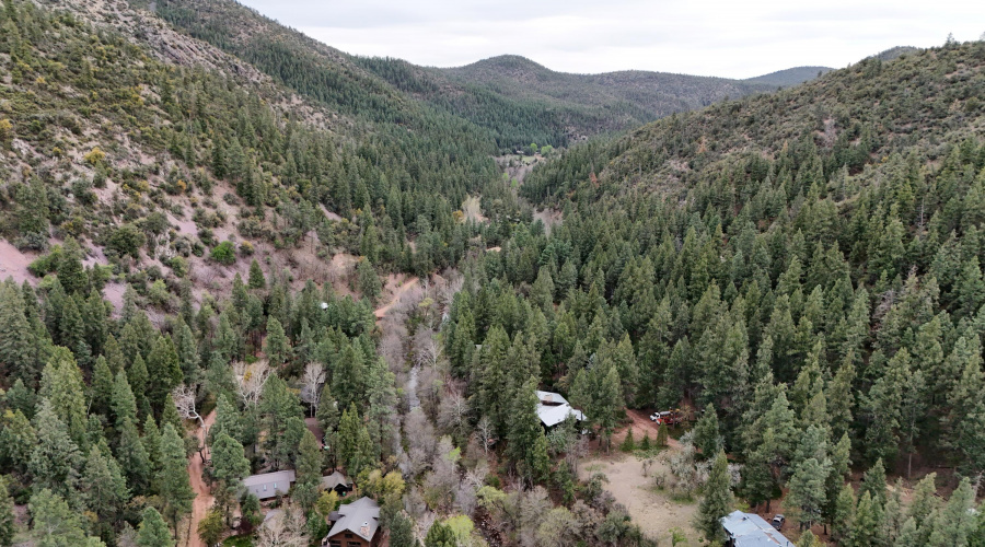 DJI_20250430174418_0109_D Z