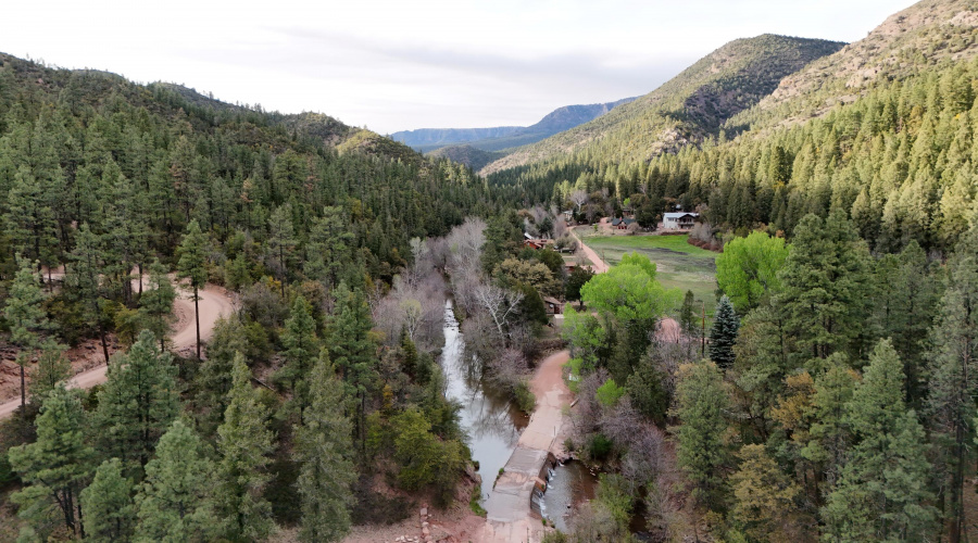 DJI_20250430181321_0008_D Z