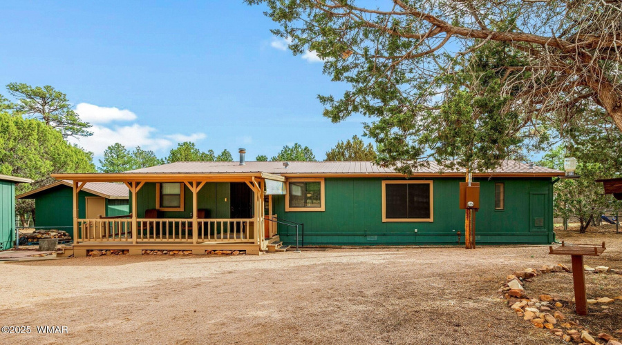2185 Gingerbread Ln Overgaard, AZ 85933