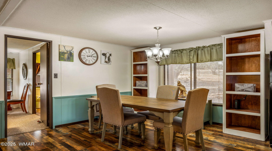 2185 Gingerbread Ln Overgaard, AZ 85933