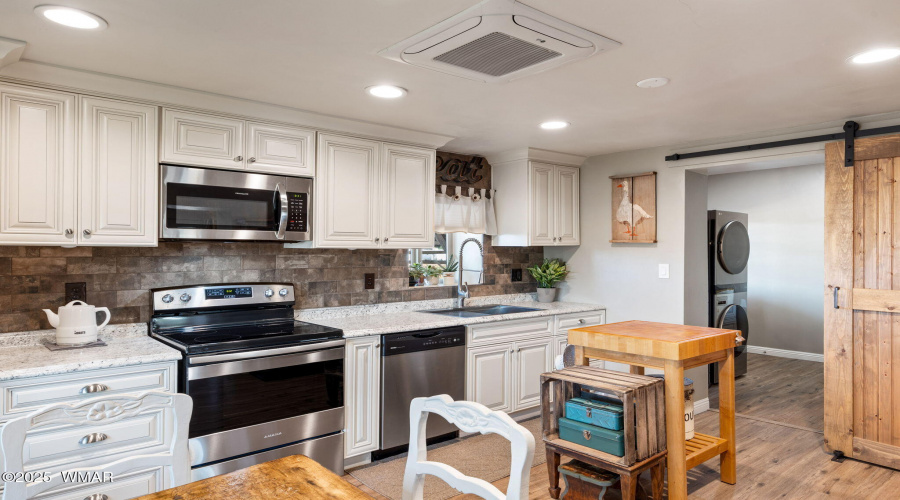 N 700 Street East TAYLOR, AZ 85939