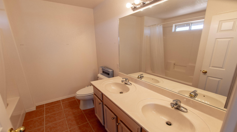 Mikesell - Ensenada MLS Size-32